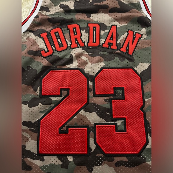 New Rare Camo Men’s Chicago Bulls Basketball Jersey - Picture 6 of 8